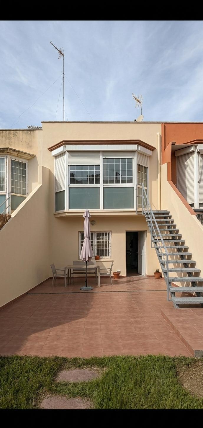 Reforma Fachada y Patio - Después